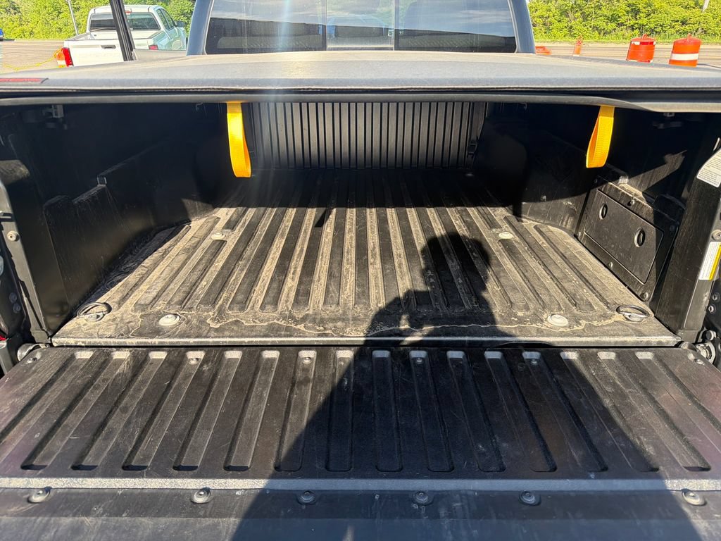 Used 2023 Toyota Tacoma SR5 AWD/4WD image 23