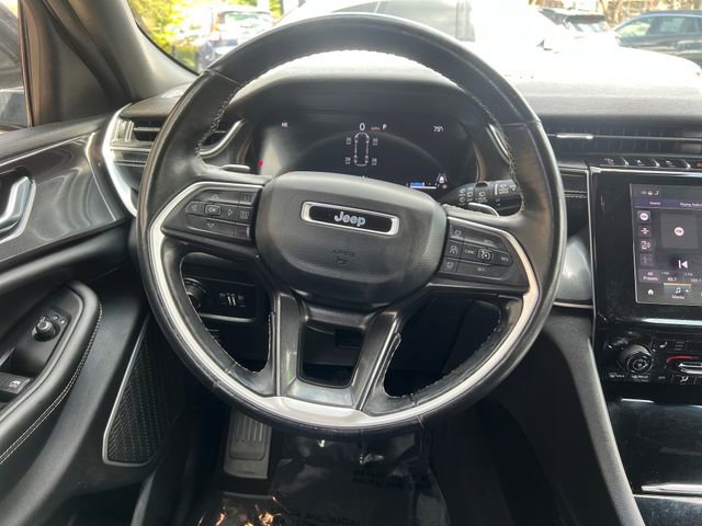 Used 2022 Jeep Grand Cherokee L Laredo image 13