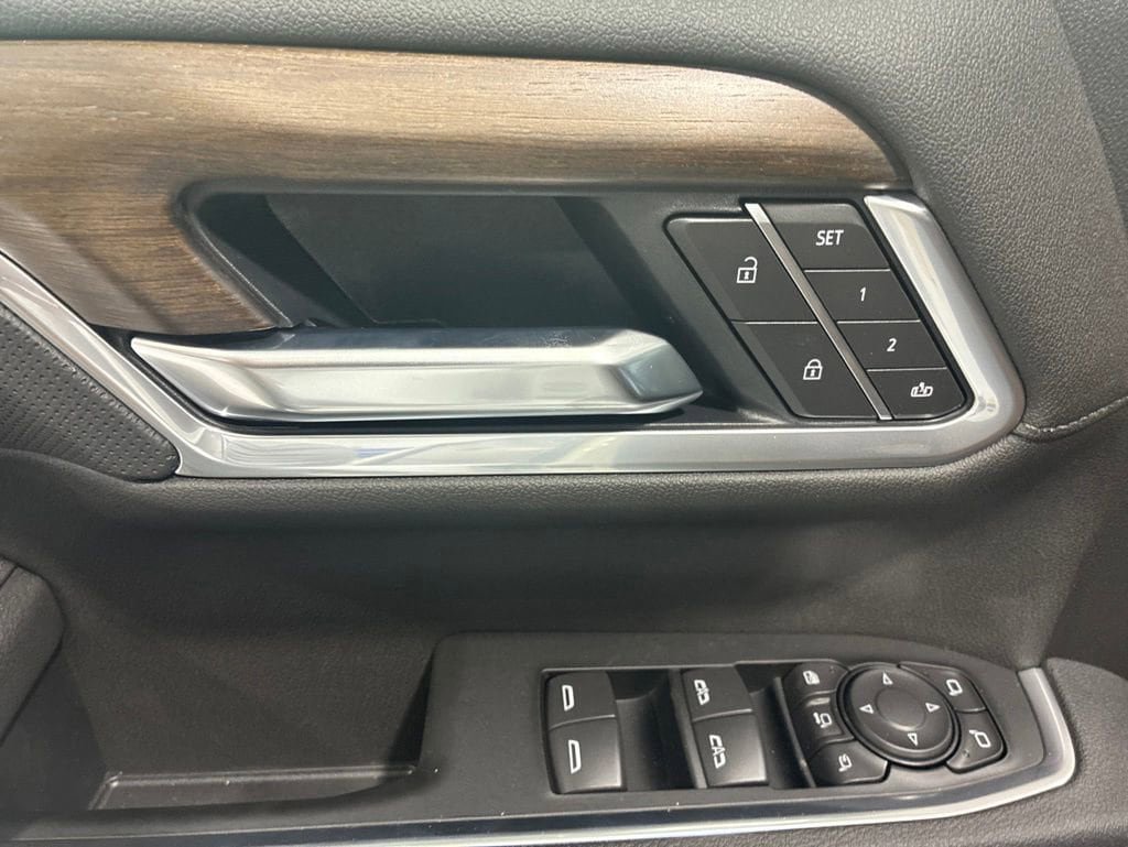 New 2026 Chevrolet Silverado 2500 High Country w/ High Country Premium Package AWD/4WD image 27