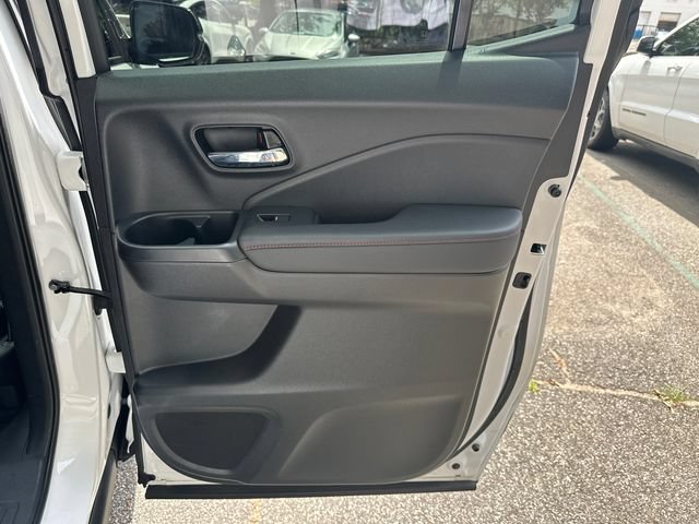 Used 2025 Honda Ridgeline Black Edition image 18