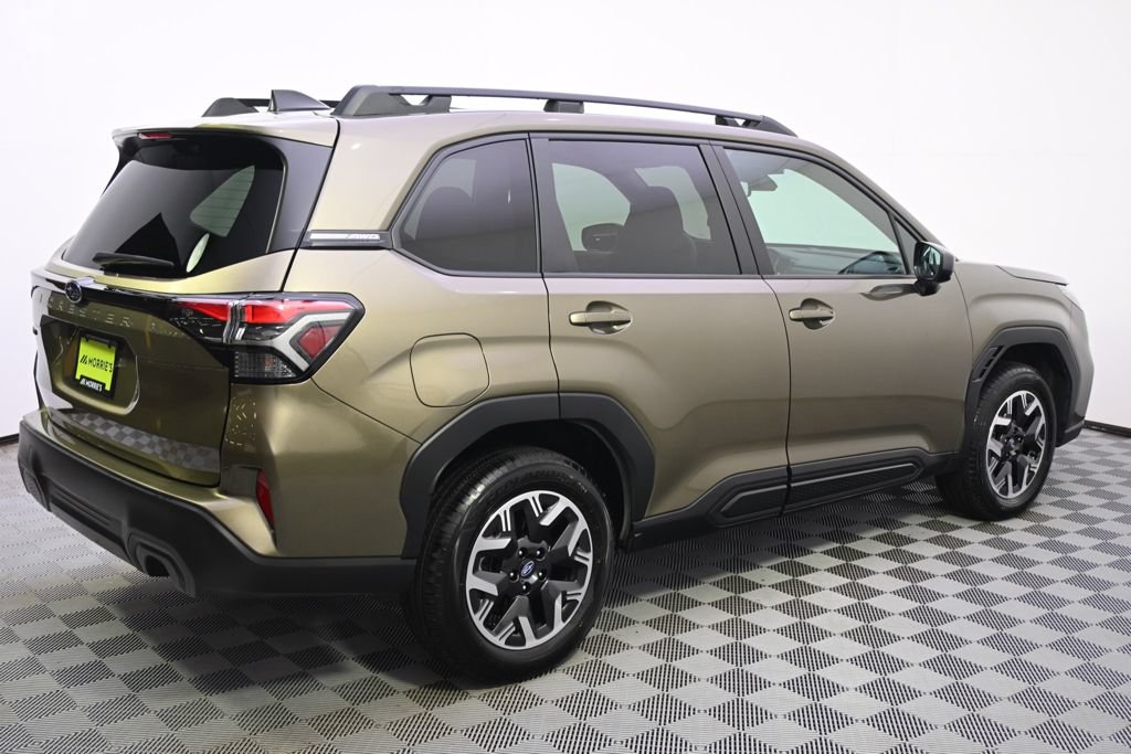 Used 2026 Subaru Forester Premium AWD/4WD image 7