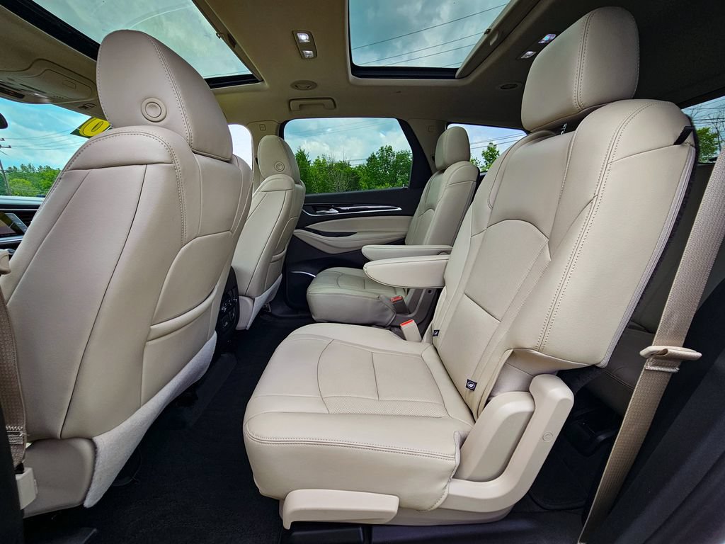 Used 2020 Buick Enclave Premium w/ Sun and Sites Package AWD/4WD image 34