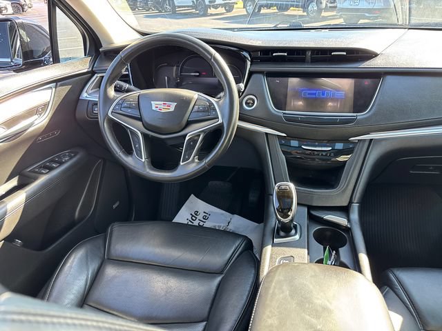Used 2018 Cadillac XT5 Luxury AWD/4WD image 11