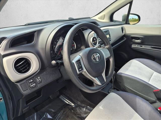 Used 2014 Toyota Yaris LE FWD image 10