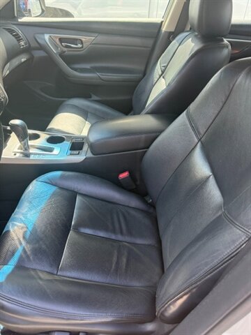 Used 2013 Nissan Altima 2.5 SL w/ 2.5 Moonroof Pkg FWD image 9