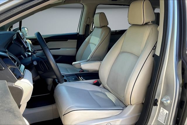Used 2025 Honda Odyssey Touring image 23