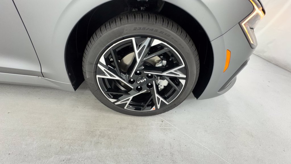 New 2026 Kia K5 GT-Line w/ GT-Line Red Interior Package FWD image 9
