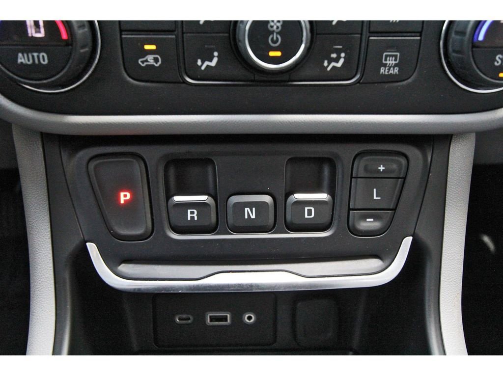 Used 2021 GMC Terrain SLE w/ Driver Convenience Package image 23