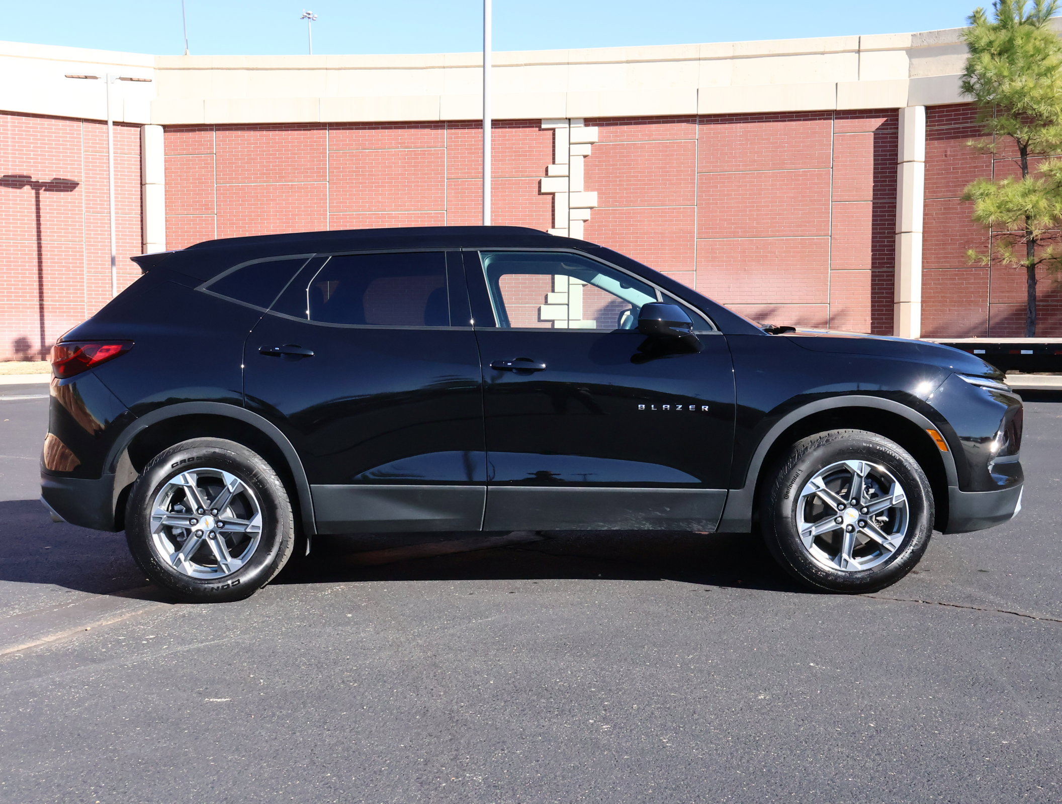 Certified 2024 Chevrolet Blazer LT w/ Convenience Package image 31