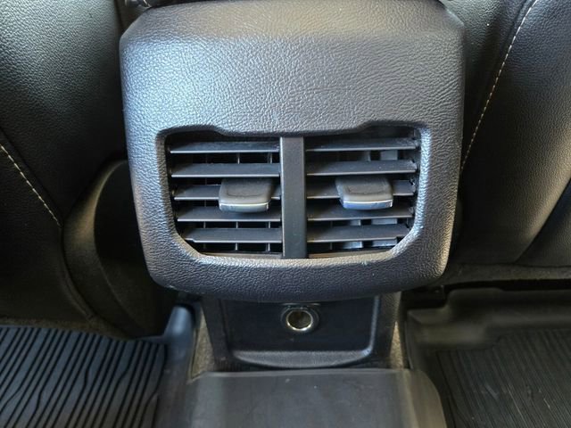 Used 2020 Ford Fusion SEL FWD image 15