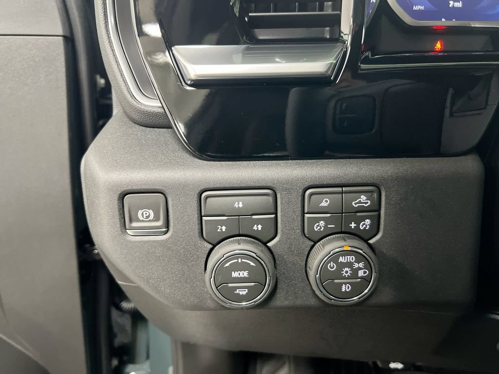 New 2026 Chevrolet Silverado 2500 LT w/ Trail Boss Package AWD/4WD image 18