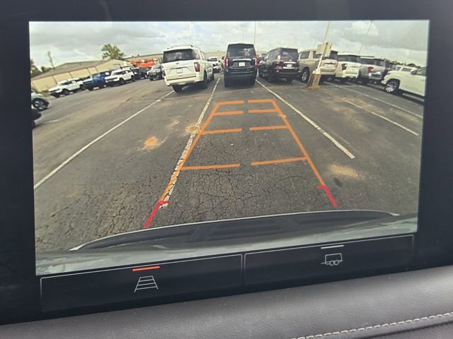 Used 2023 GMC Yukon XL SLT image 21