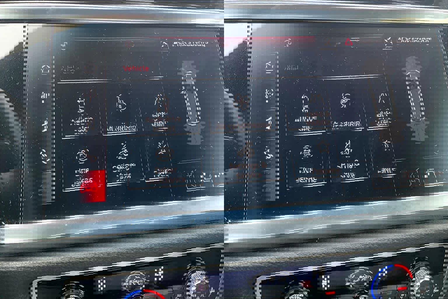 Used 2025 Audi Q3 2.0T Premium Plus image 35