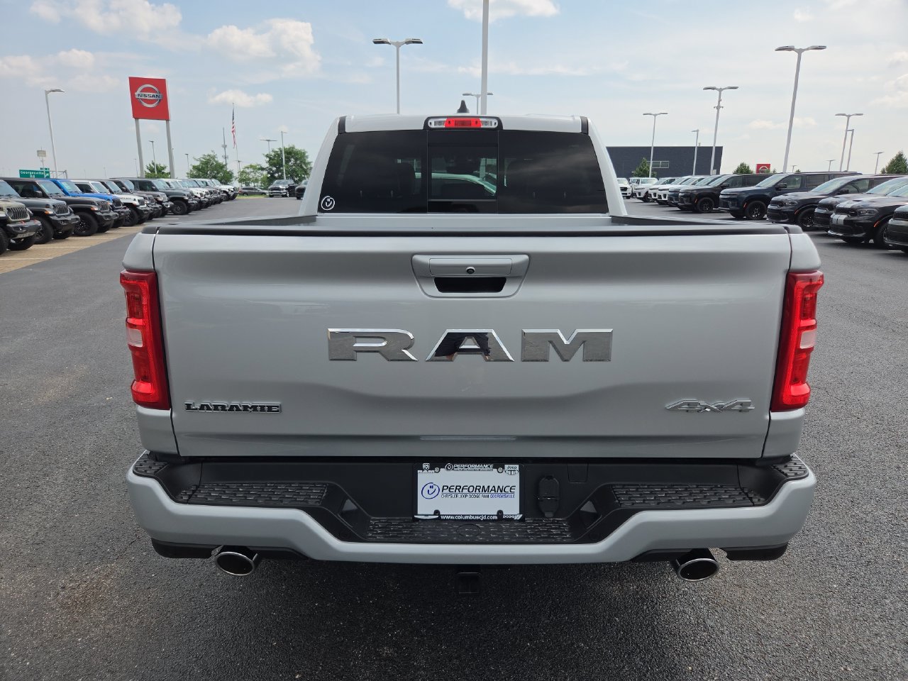 New 2026 RAM 1500 Laramie w/ Sport Appearance Package AWD/4WD image 6