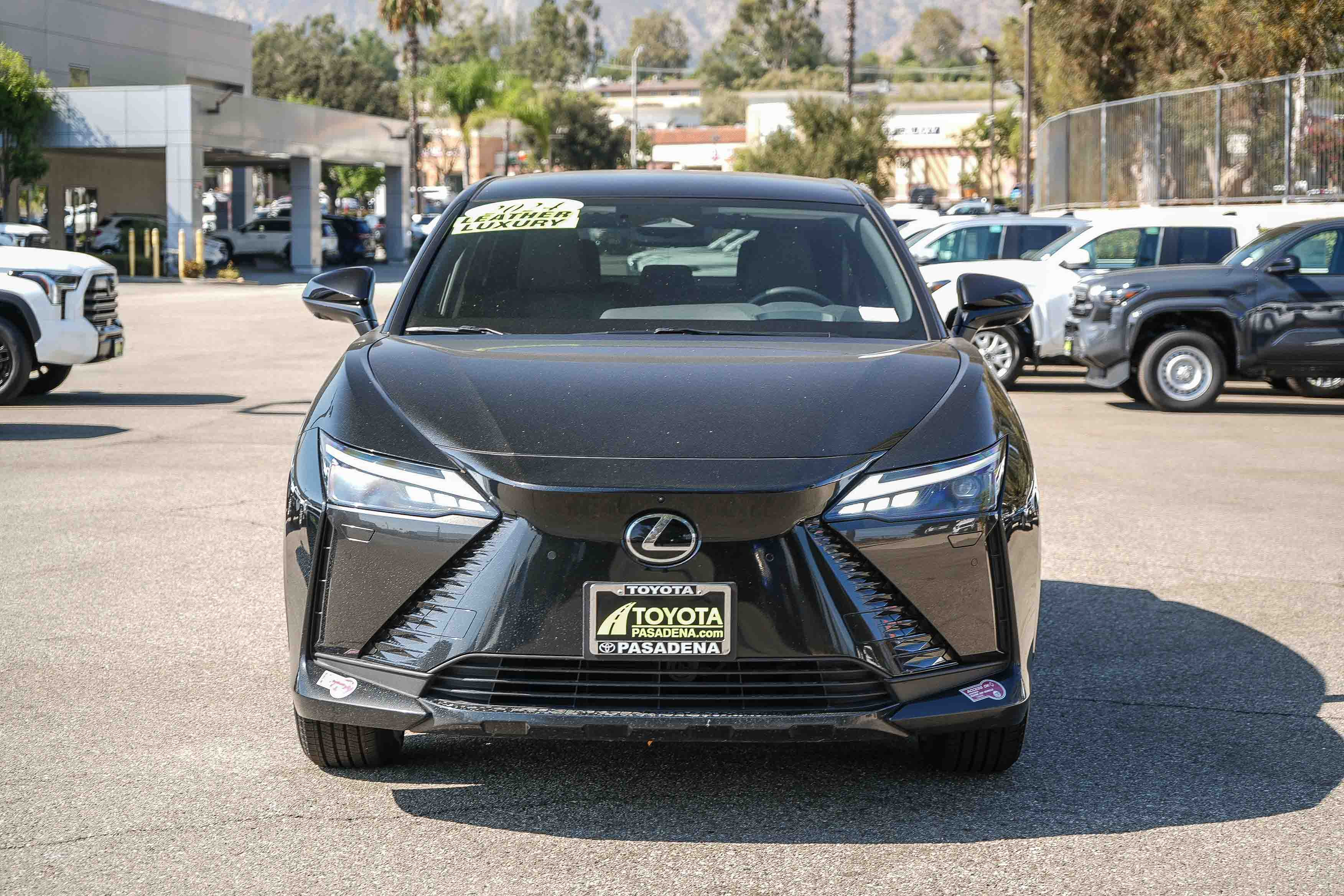 Used 2024 Lexus RZ 300e Premium w/ Technology Package FWD image 2