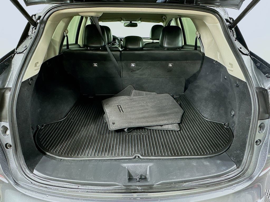 Used 2017 Nissan Murano SL w/ Cargo Package image 26