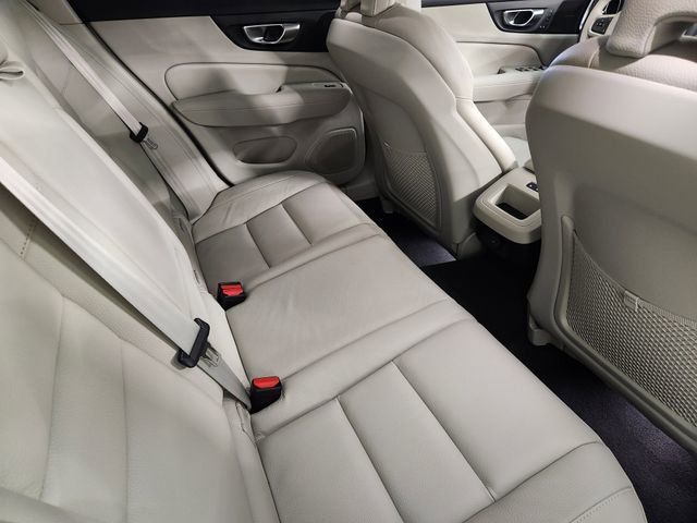 New 2026 Volvo V60 B5 Cross Country Plus w/ Protection Package Premier image 32