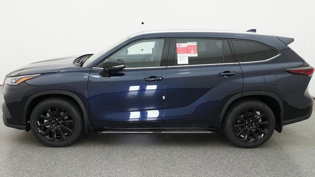New 2026 Toyota Highlander Limited AWD/4WD image 6