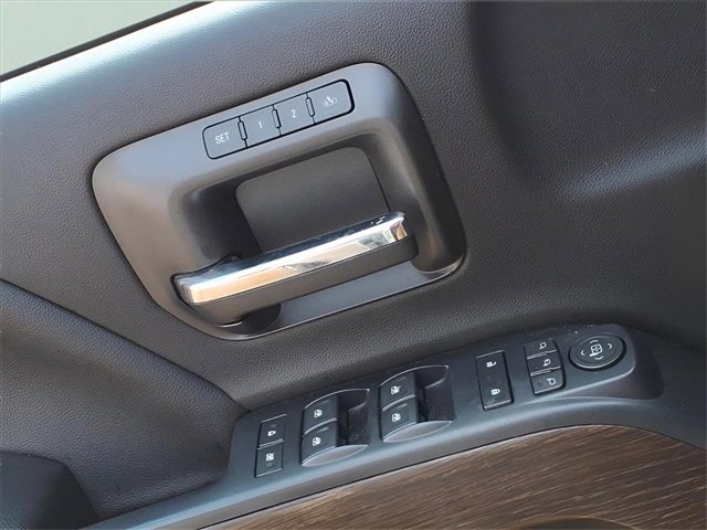 Used 2018 GMC Sierra 2500 Denali image 13