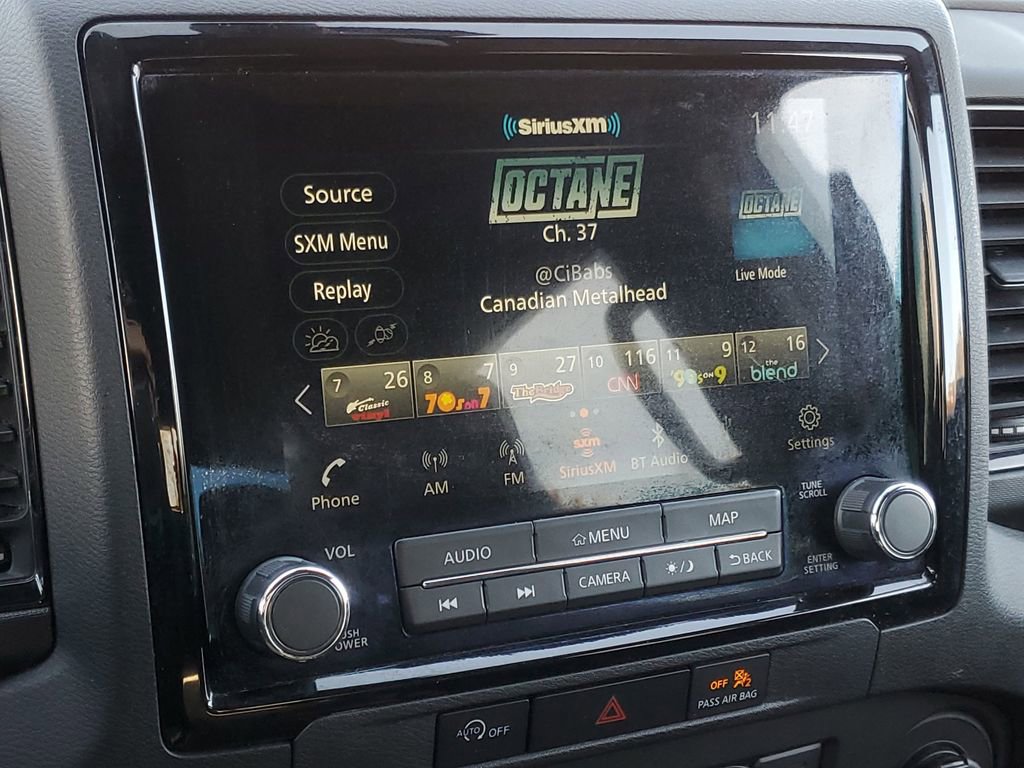 Used 2024 Nissan Frontier PRO-4X image 19