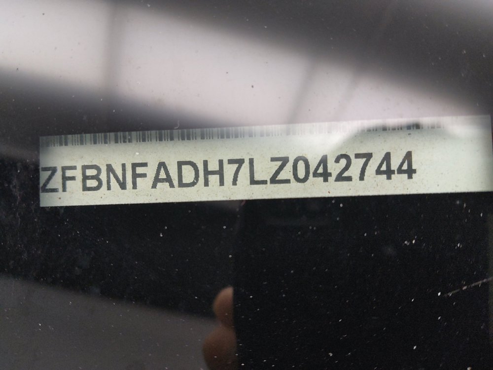 Used 2020 FIAT 500L Trekking w/ Popular Equipment Group FWD image 33