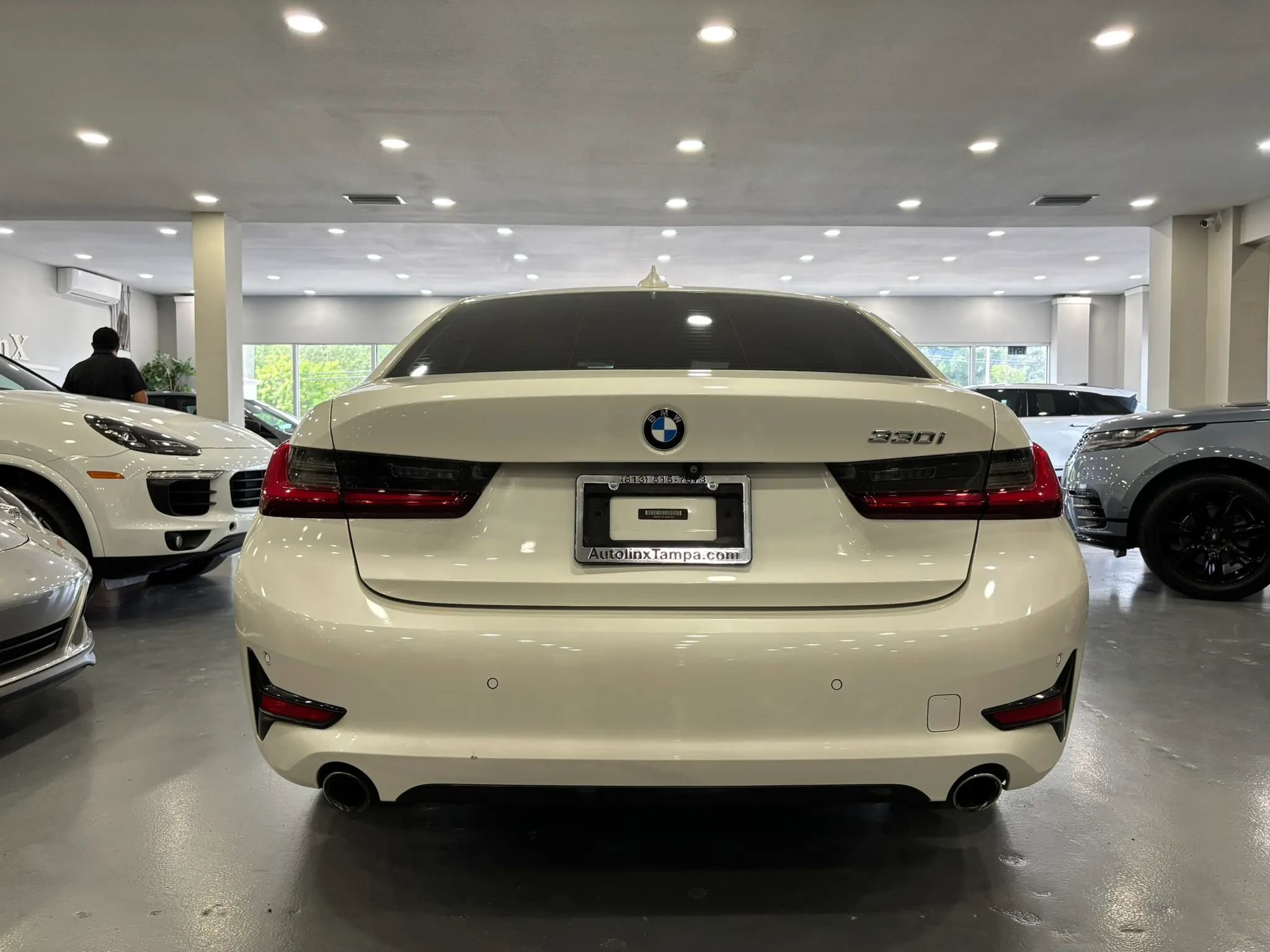 Used 2020 BMW 330i Sedan w/ Convenience Package RWD image 6