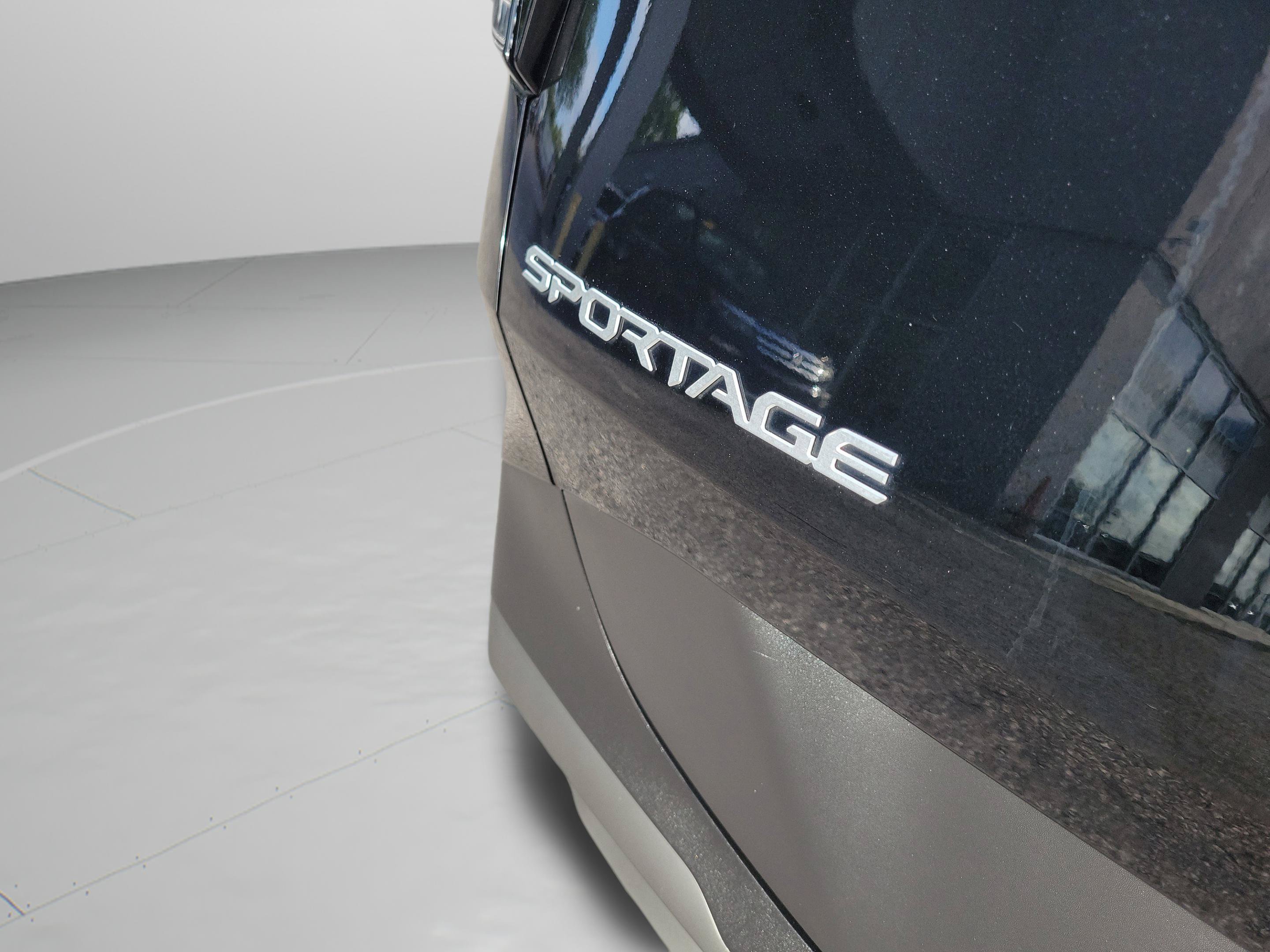 Certified 2023 Kia Sportage X-Line w/ X-Line Premium Package AWD/4WD image 32