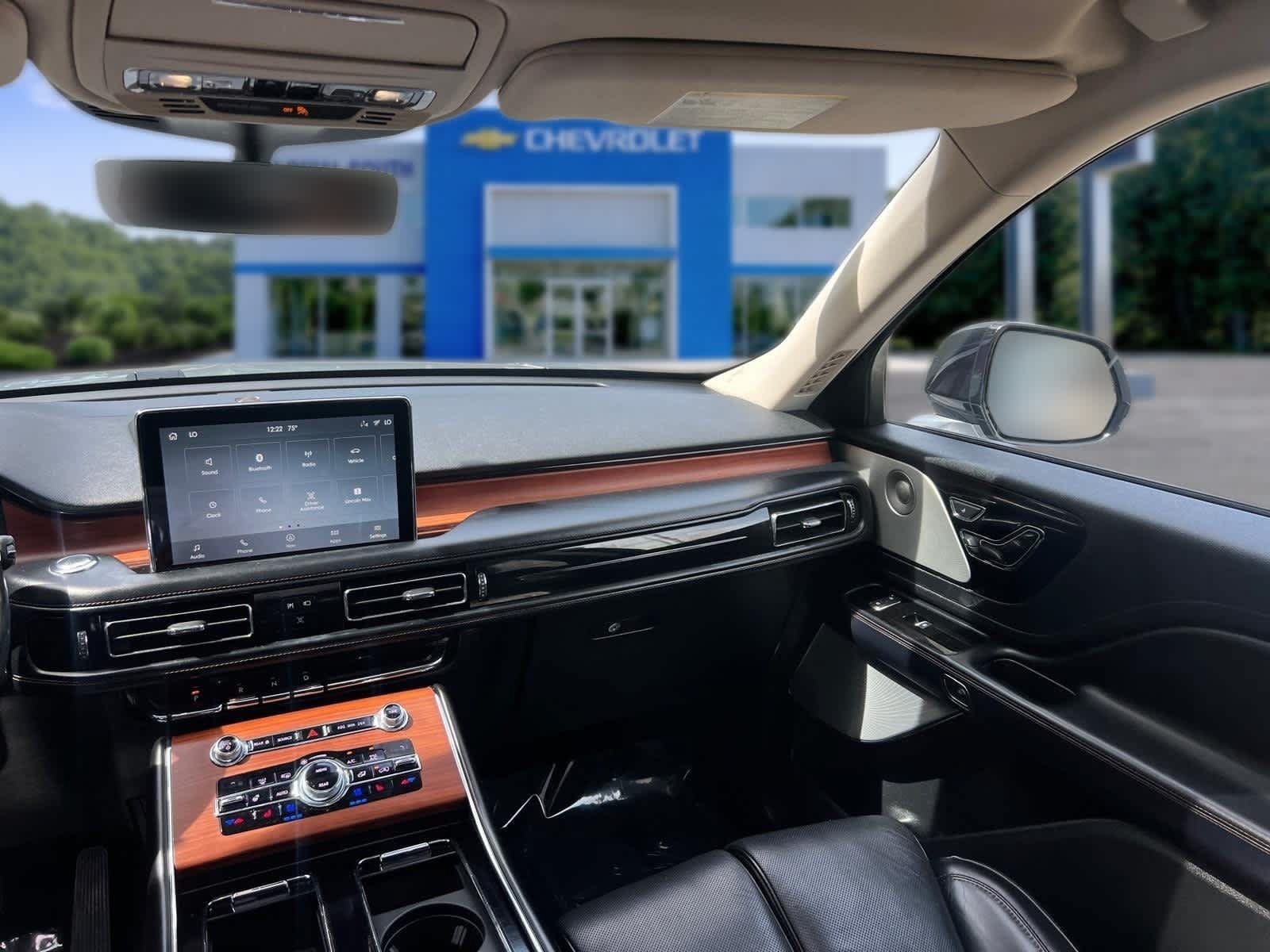 Used 2020 Lincoln Aviator Reserve AWD/4WD image 34