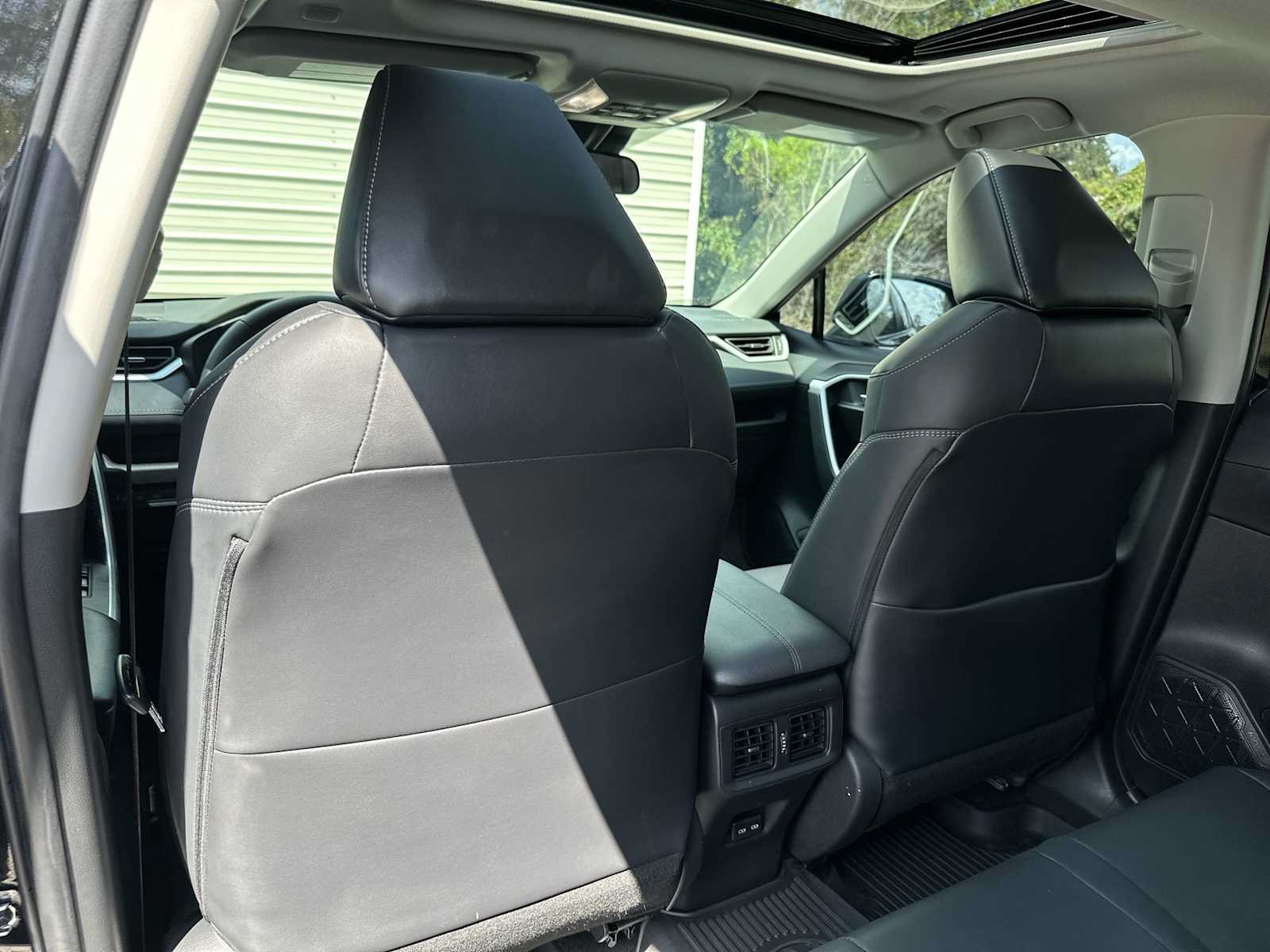 Used 2024 Toyota RAV4 XLE Premium w/ Weather Package AWD/4WD image 16