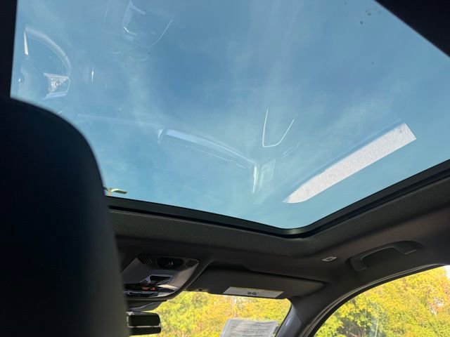 Used 2025 BMW X2 M35i image 30