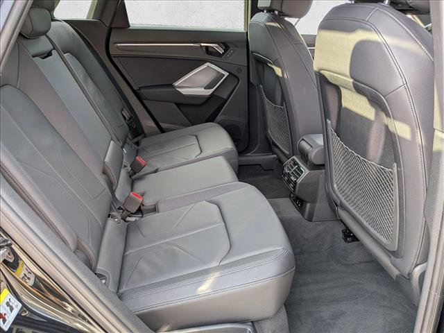 Certified 2025 Audi Q3 2.0T Premium Plus w/ Premium Plus Package image 22