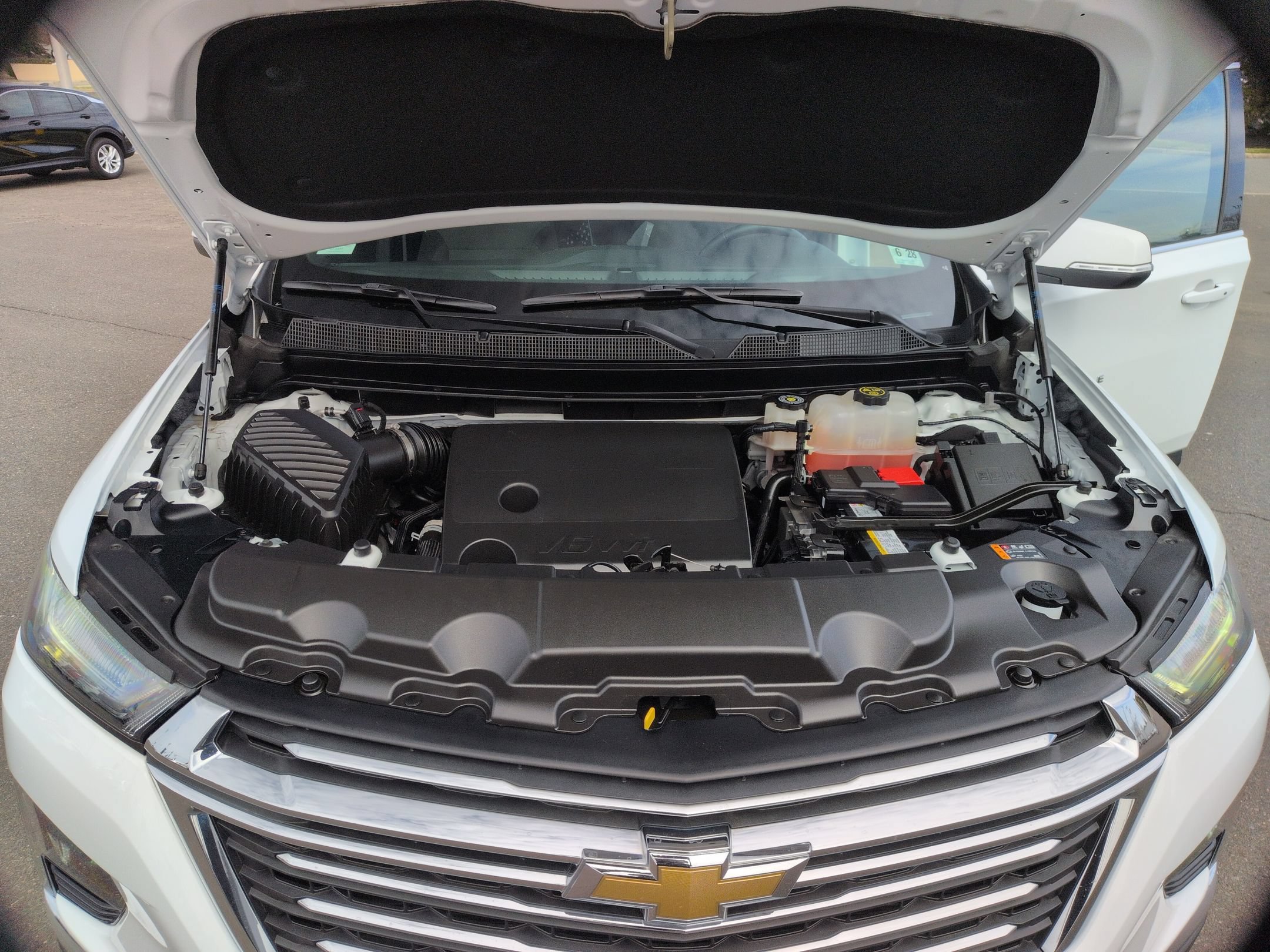 Certified 2023 Chevrolet Traverse LT AWD/4WD image 29