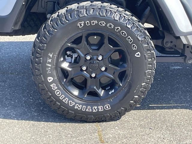 Used 2023 Jeep Gladiator Willys image 7