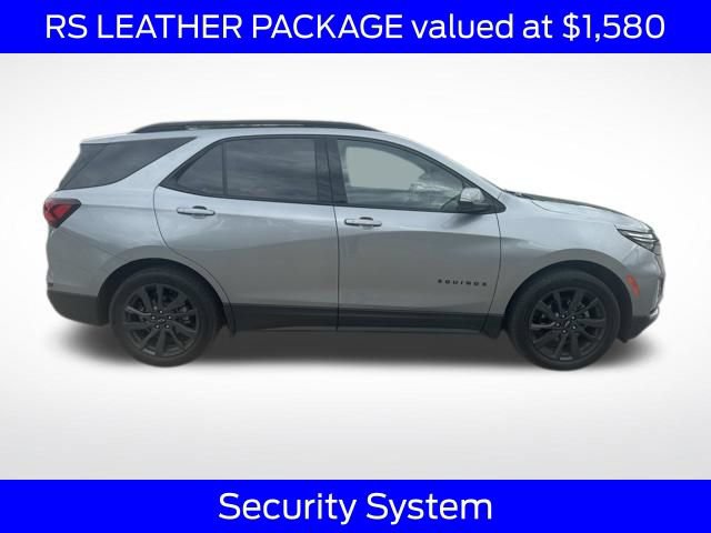 Used 2023 Chevrolet Equinox RS w/ RS Leather Package FWD image 3