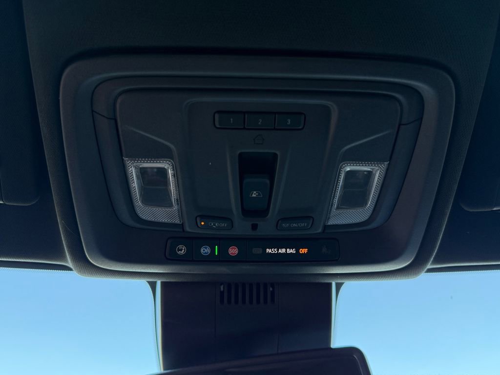 Used 2023 Chevrolet Silverado 1500 High Country w/ Z71 Off-Road Package image 28