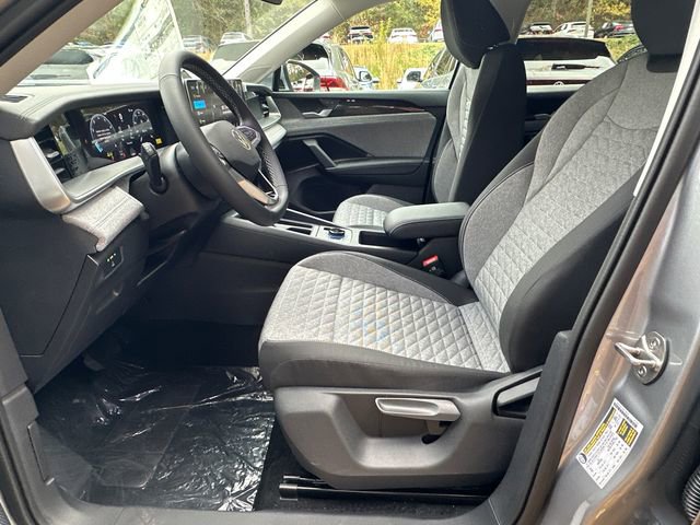 Used 2026 Volkswagen Tiguan S AWD/4WD image 9