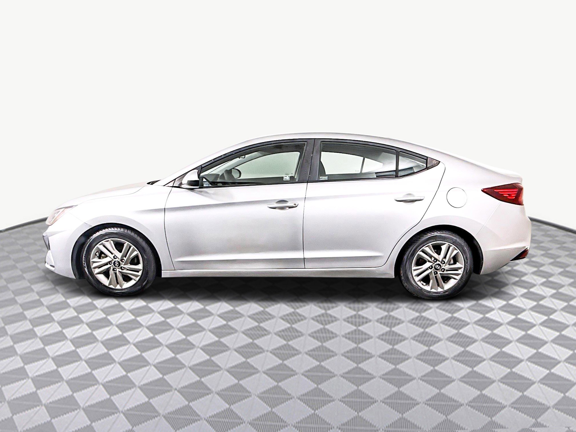 Used 2019 Hyundai Elantra SEL w/ Cargo Package image 6