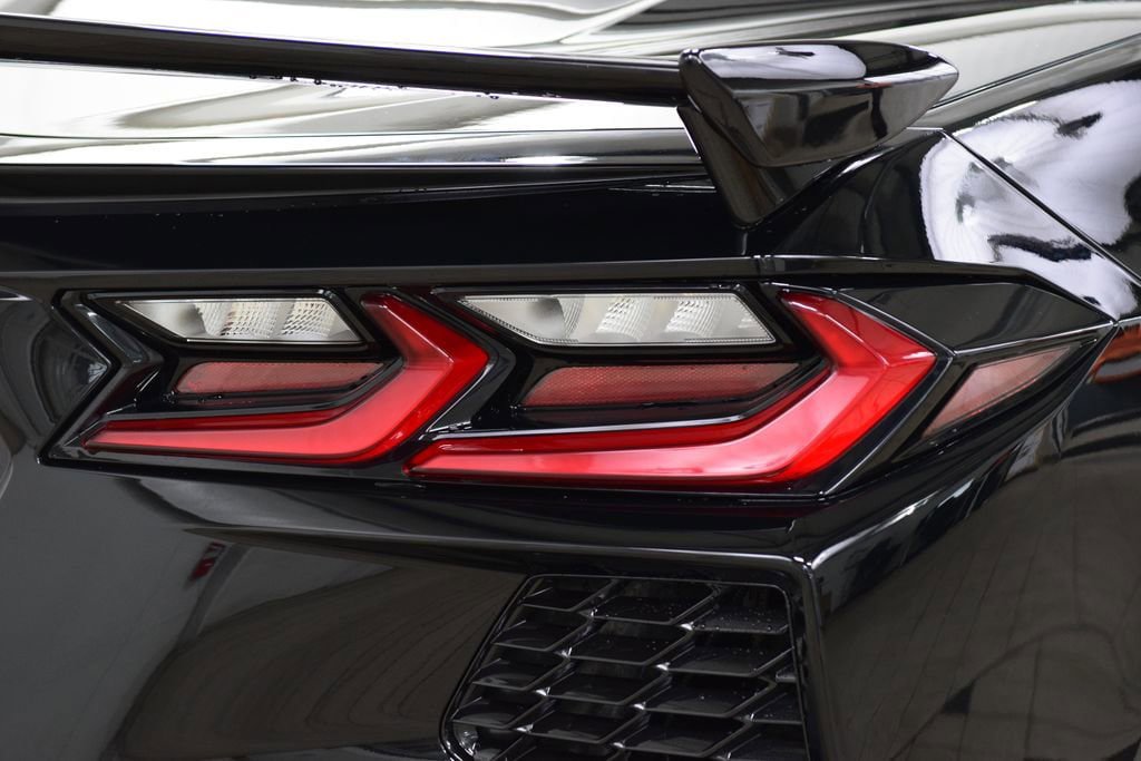 New 2026 Chevrolet Corvette Stingray Premium Cpe w/ Z51 Performance Package RWD image 18