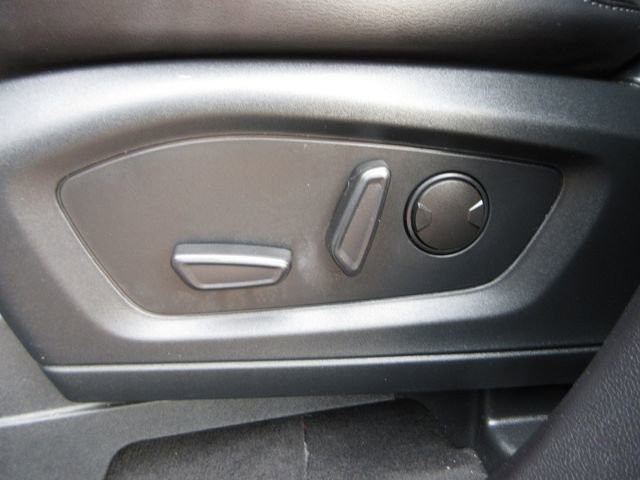 Certified 2022 Ford Explorer XLT w/ Equipment Group 202A image 12