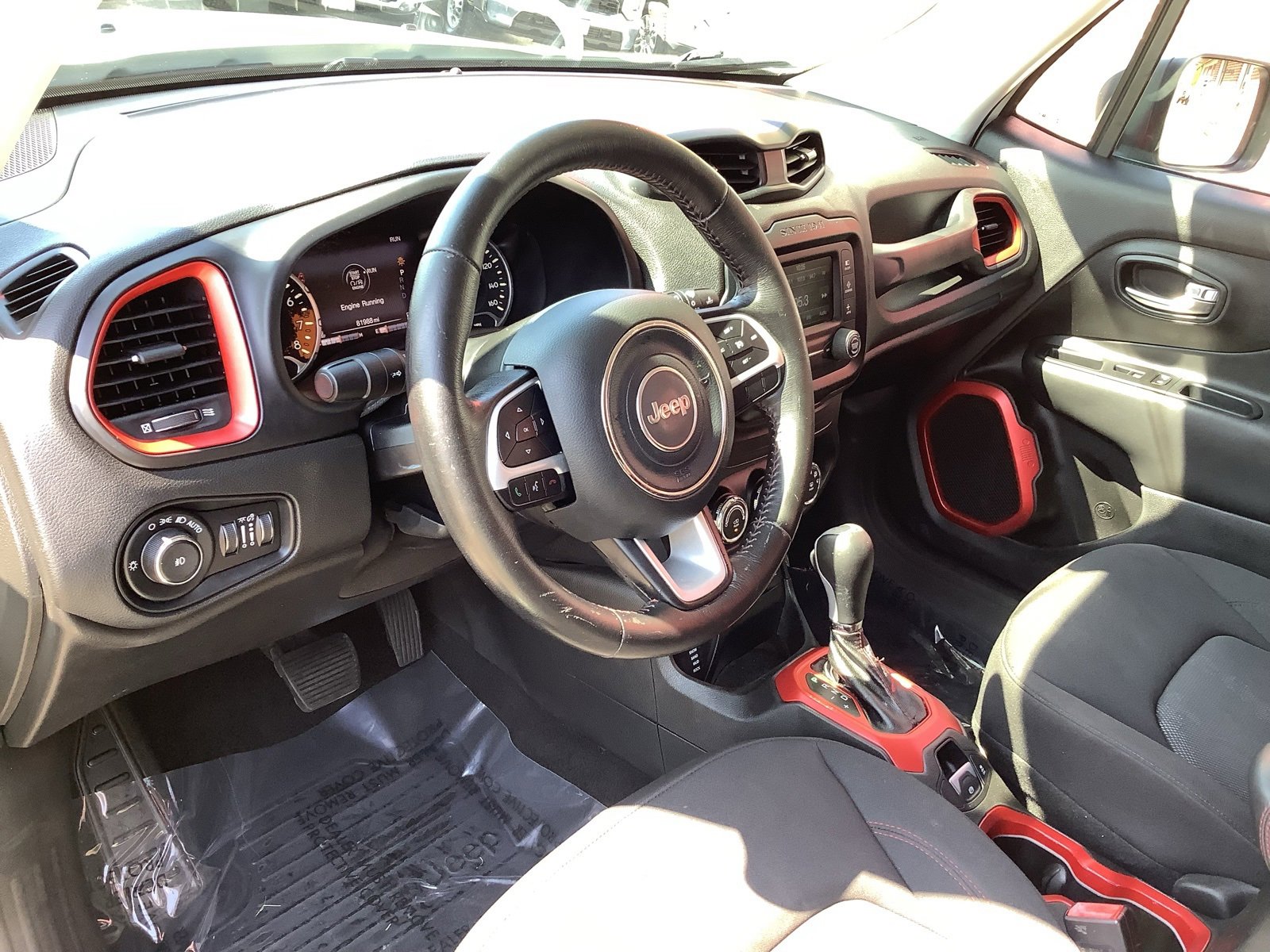 Used 2016 Jeep Renegade Trailhawk image 10