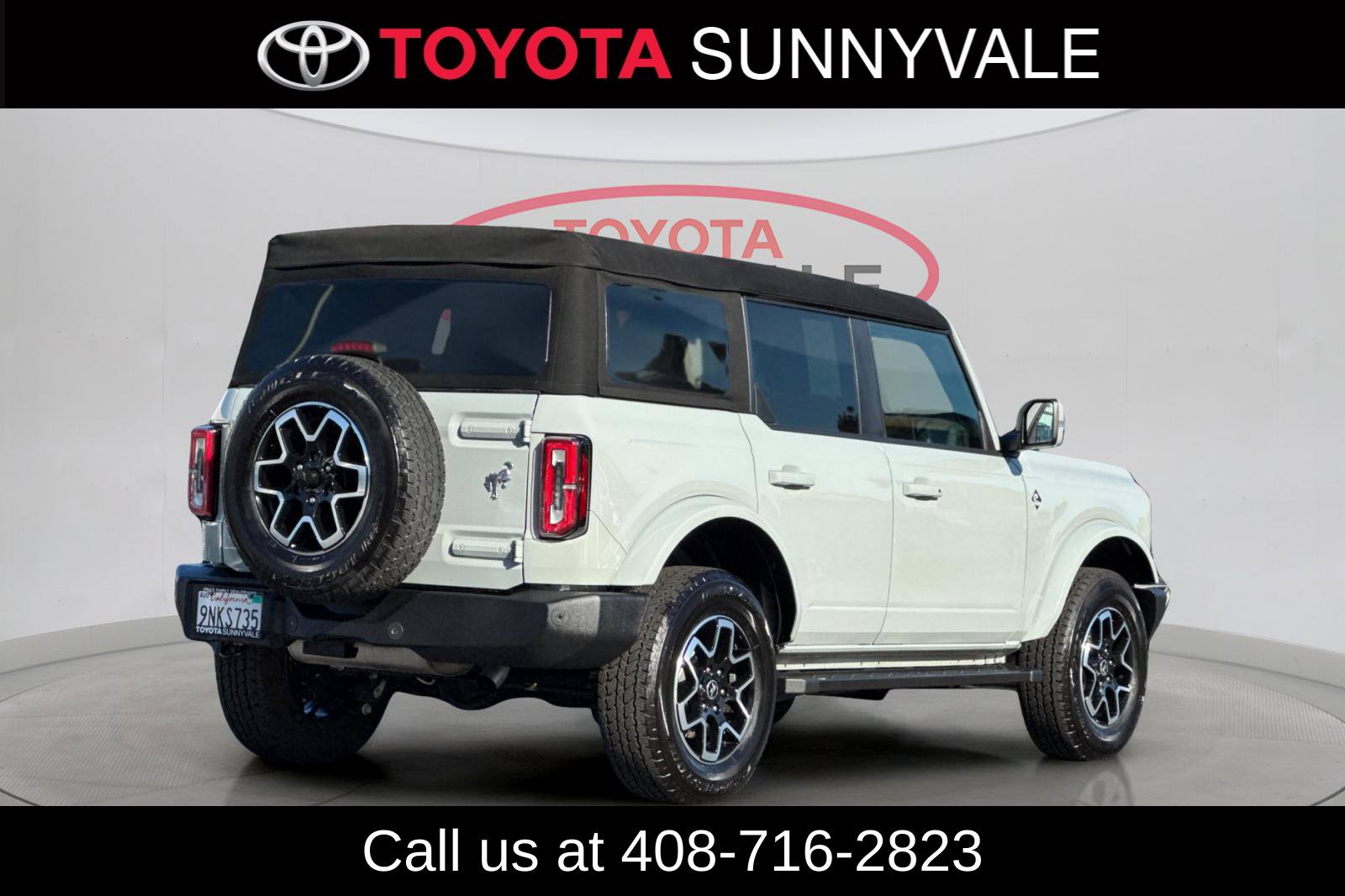 Used 2024 Ford Bronco Outer Banks AWD/4WD image 3