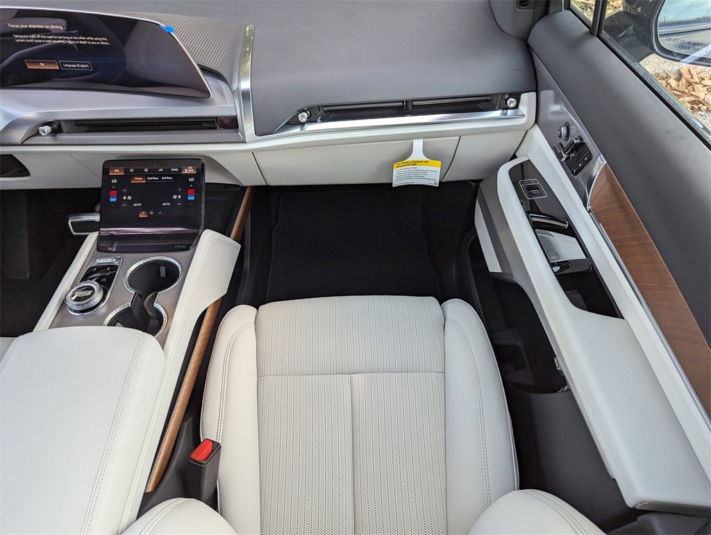 New 2026 Cadillac Vistiq Sport image 16