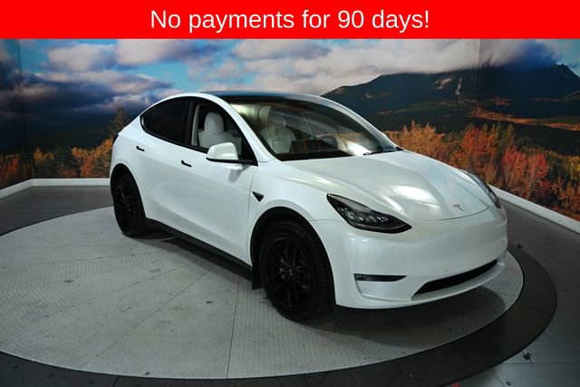 Used 2022 Tesla Model Y Long Range image 2