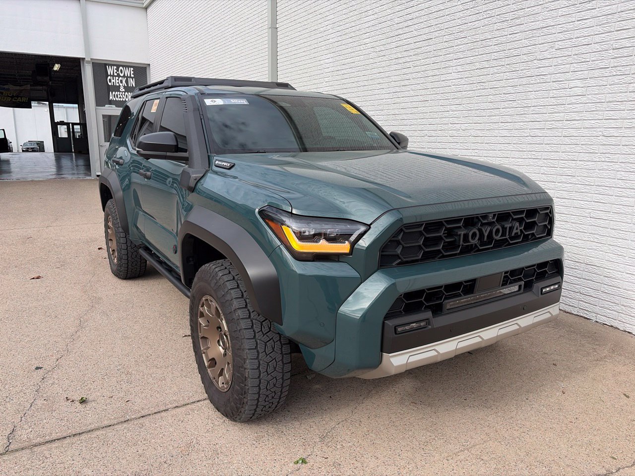 Used 2026 Toyota 4Runner Trailhunter AWD/4WD image 1