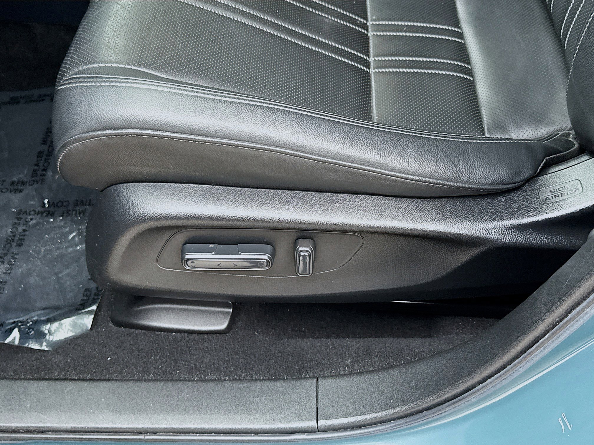 Certified 2024 Honda HR-V EX-L image 17