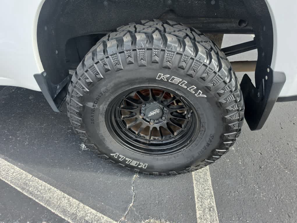 Used 2020 Chevrolet Silverado 1500 LT Trail Boss AWD/4WD image 12