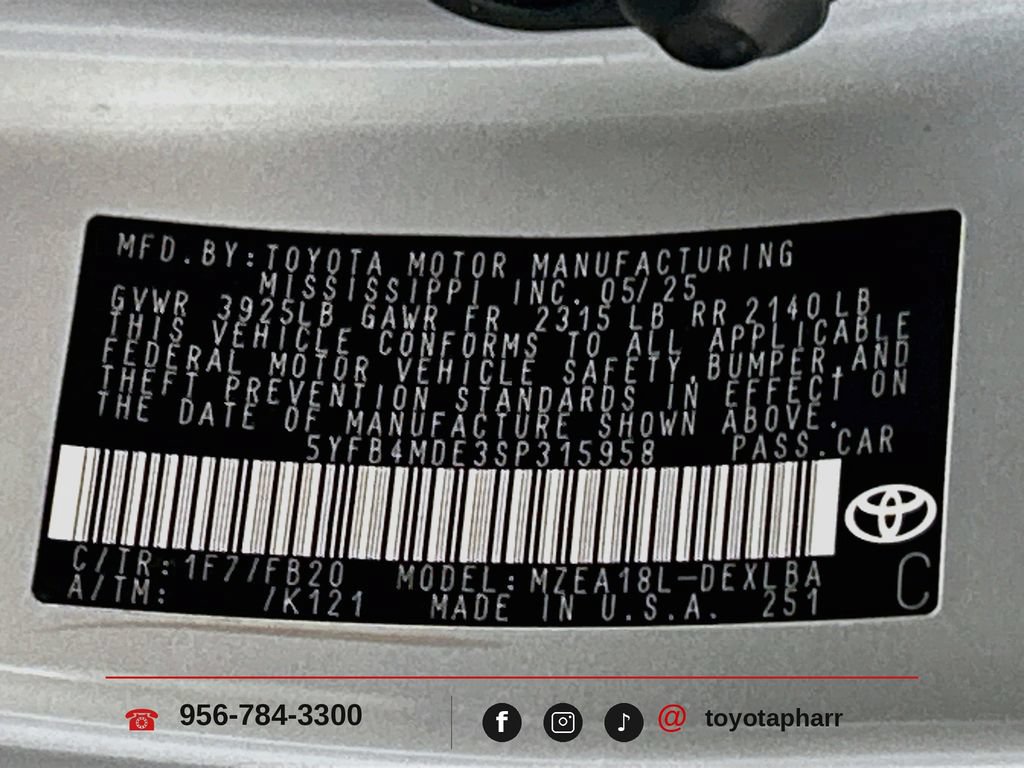 Used 2025 Toyota Corolla LE FWD image 28