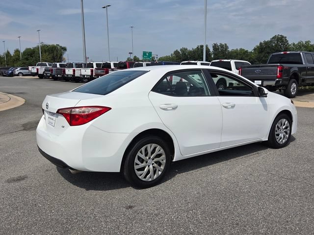 Used 2018 Toyota Corolla LE FWD image 13