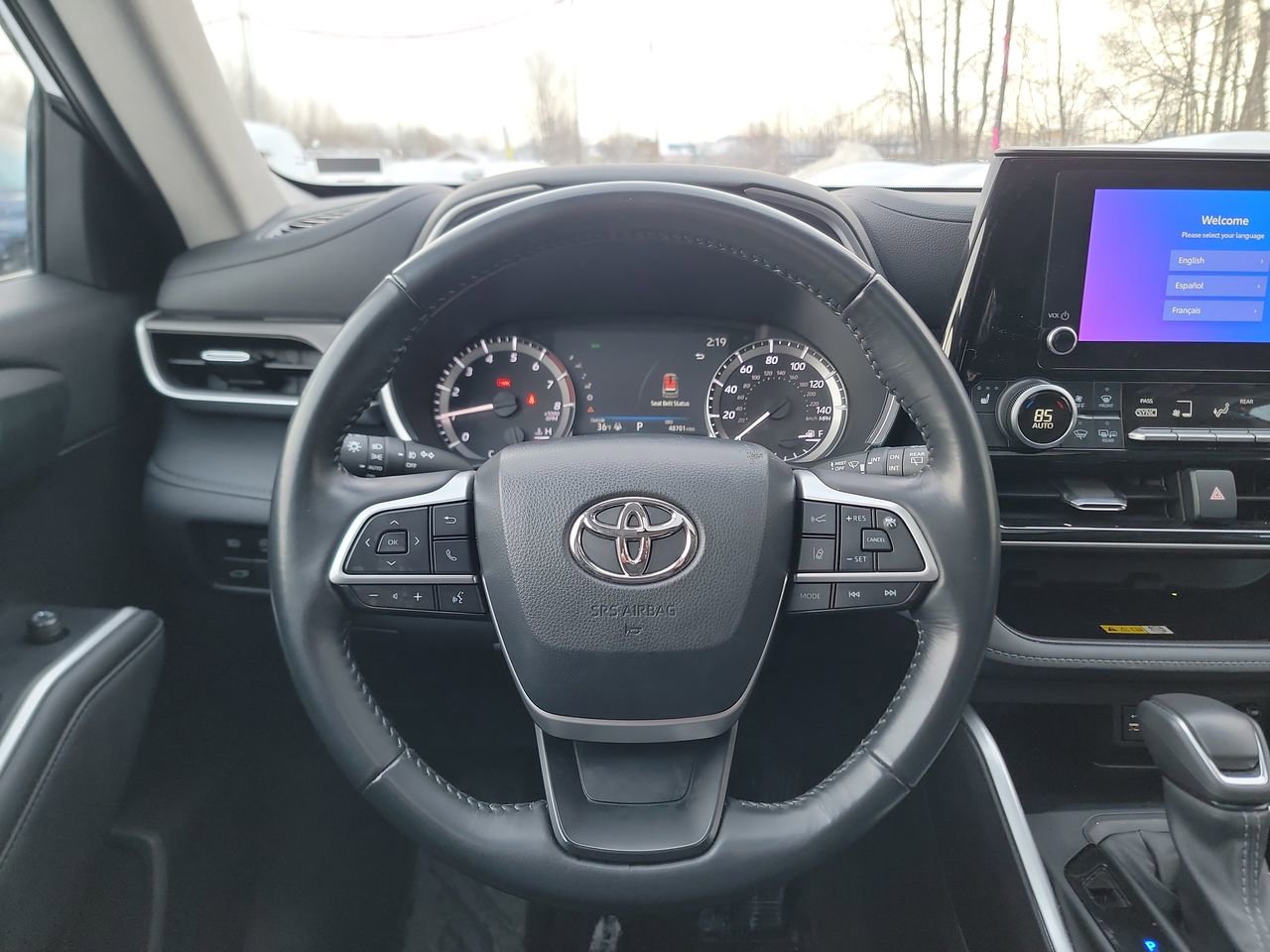 Used 2023 Toyota Highlander XLE image 14