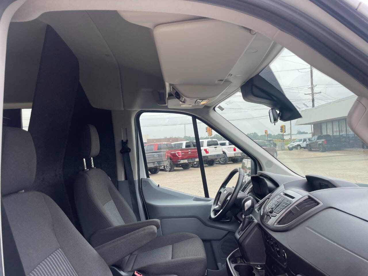 Used 2016 Ford Transit 150 XLT RWD image 18